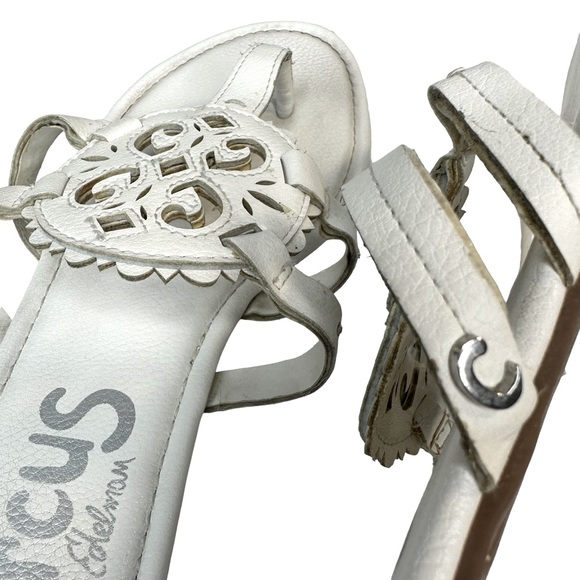 Circus by Sam Edelman Clara Sandal White Women's Size
8W - Picture 4 of 5